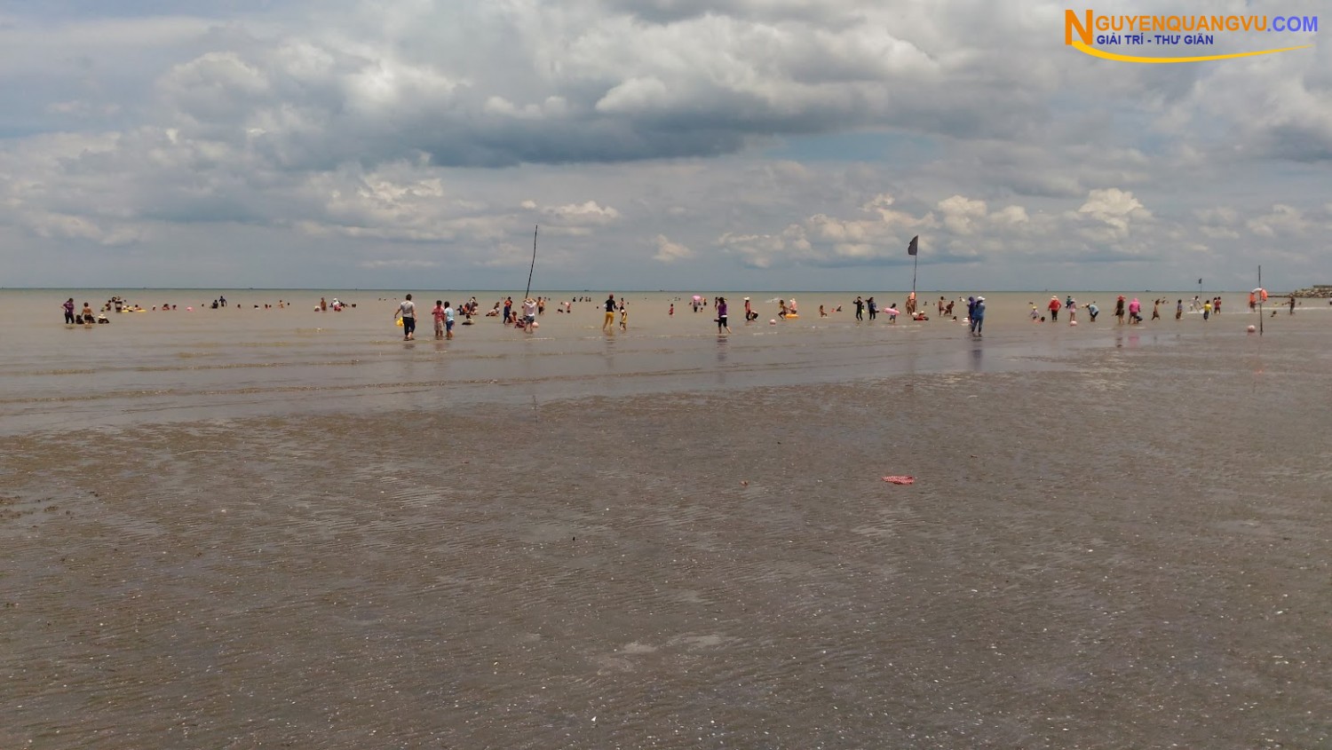 Chợ hải sản Hàng Dương