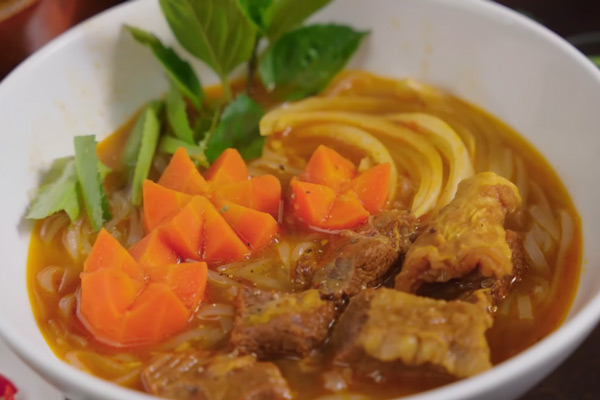 Hủ tiếu bò kho