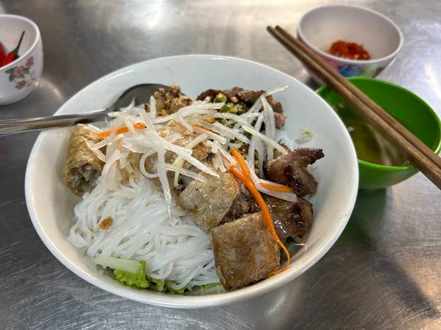 Bún thịt nướng Sài Gòn